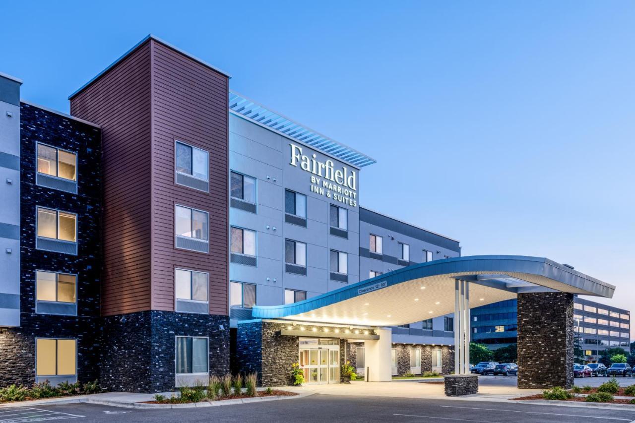 Fairfield Inn & Suites Minneapolis North Brooklyn Center Exteriör bild